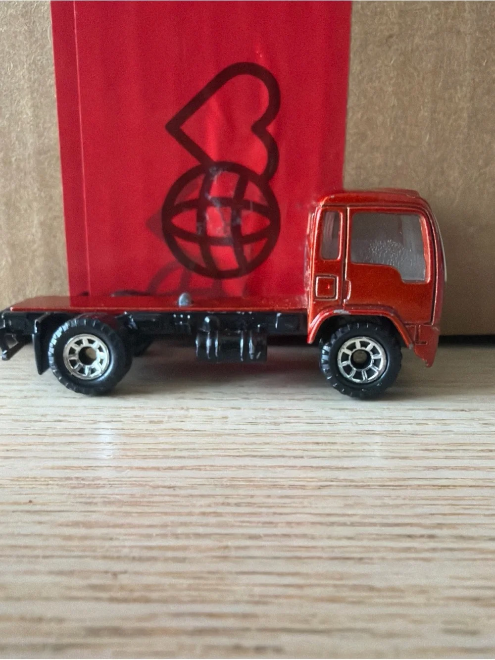 MATCHBOX 1999 ORANGE 1:90 2 3/4